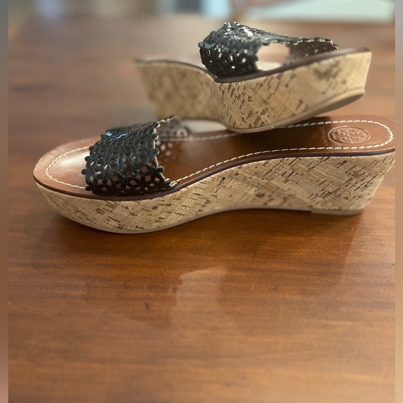 TORY BURCH Cork Wedge Black Leather Heel Sandal - Picture 9 of 15
